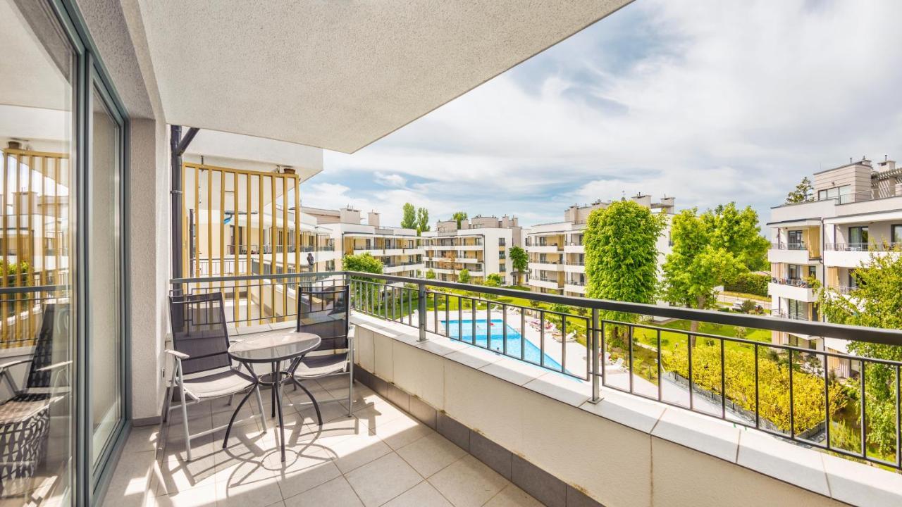 Apartamenty Sun & Snow Rezydencja 尤斯托尼莫斯基 外观 照片