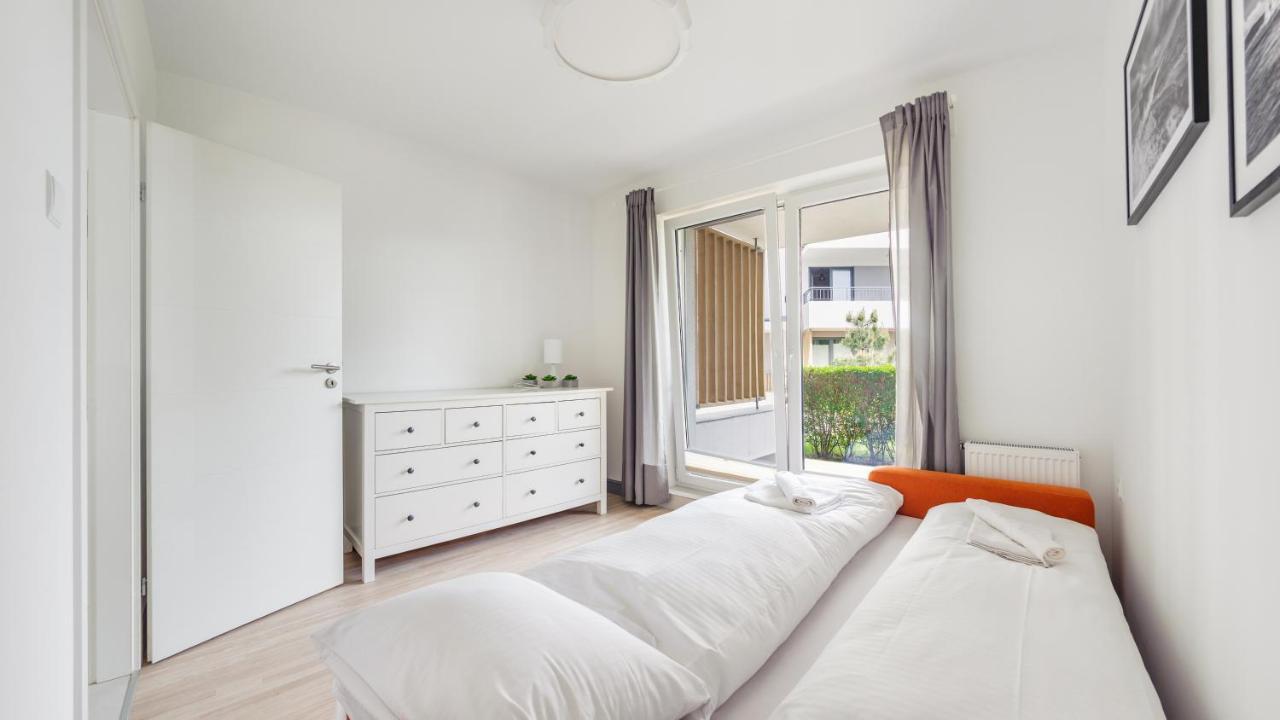 Apartamenty Sun & Snow Rezydencja 尤斯托尼莫斯基 外观 照片