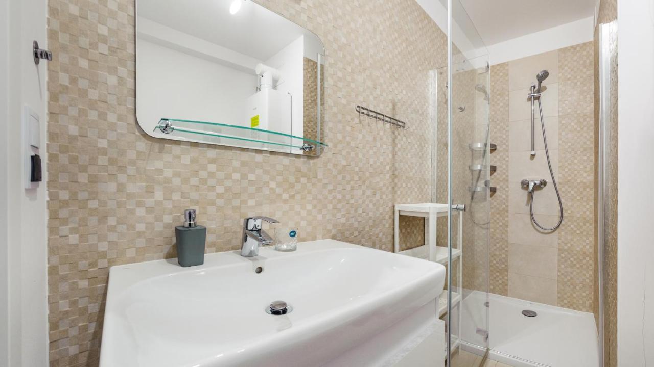 Apartamenty Sun & Snow Rezydencja 尤斯托尼莫斯基 外观 照片