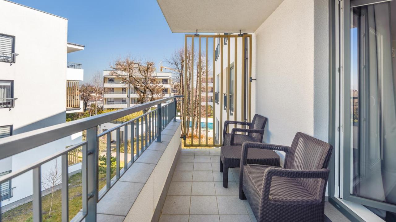 Apartamenty Sun & Snow Rezydencja 尤斯托尼莫斯基 外观 照片