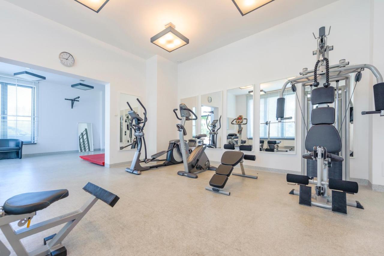 Apartamenty Sun & Snow Rezydencja 尤斯托尼莫斯基 外观 照片